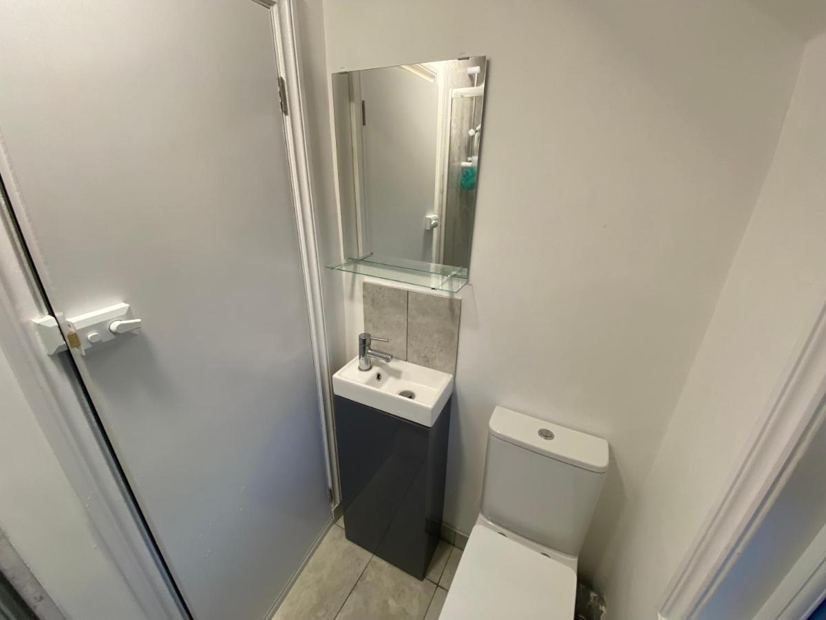 Small Single Room Walking Distance To Hove Station מראה חיצוני תמונה